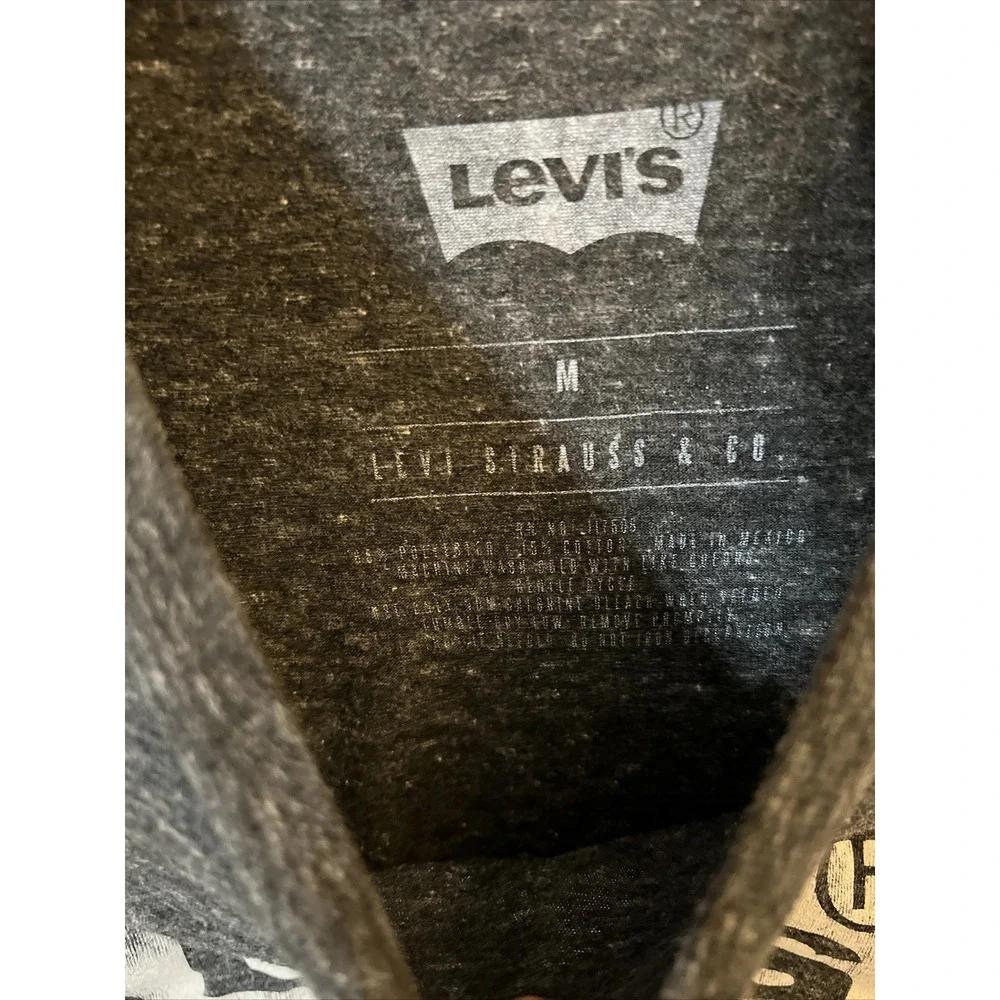 Vintage Levi's Spell Out‎ Logo T-Shirt Men's Size Medium